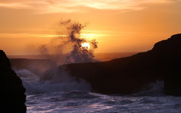 Earth - wave Wallpapers and Backgrounds