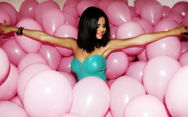 Music - Selena Gomez Wallpapers and Backgrounds
