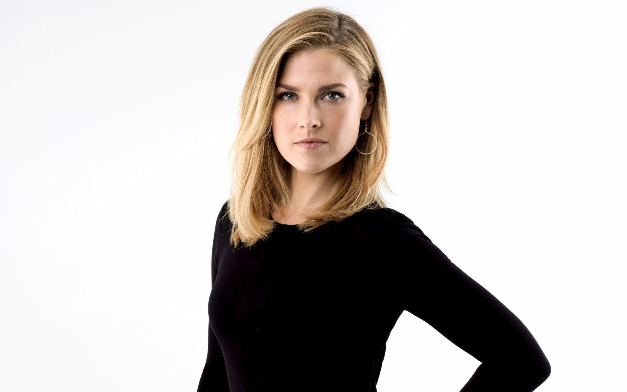 Celebrity Ali Larter HD Wallpaper