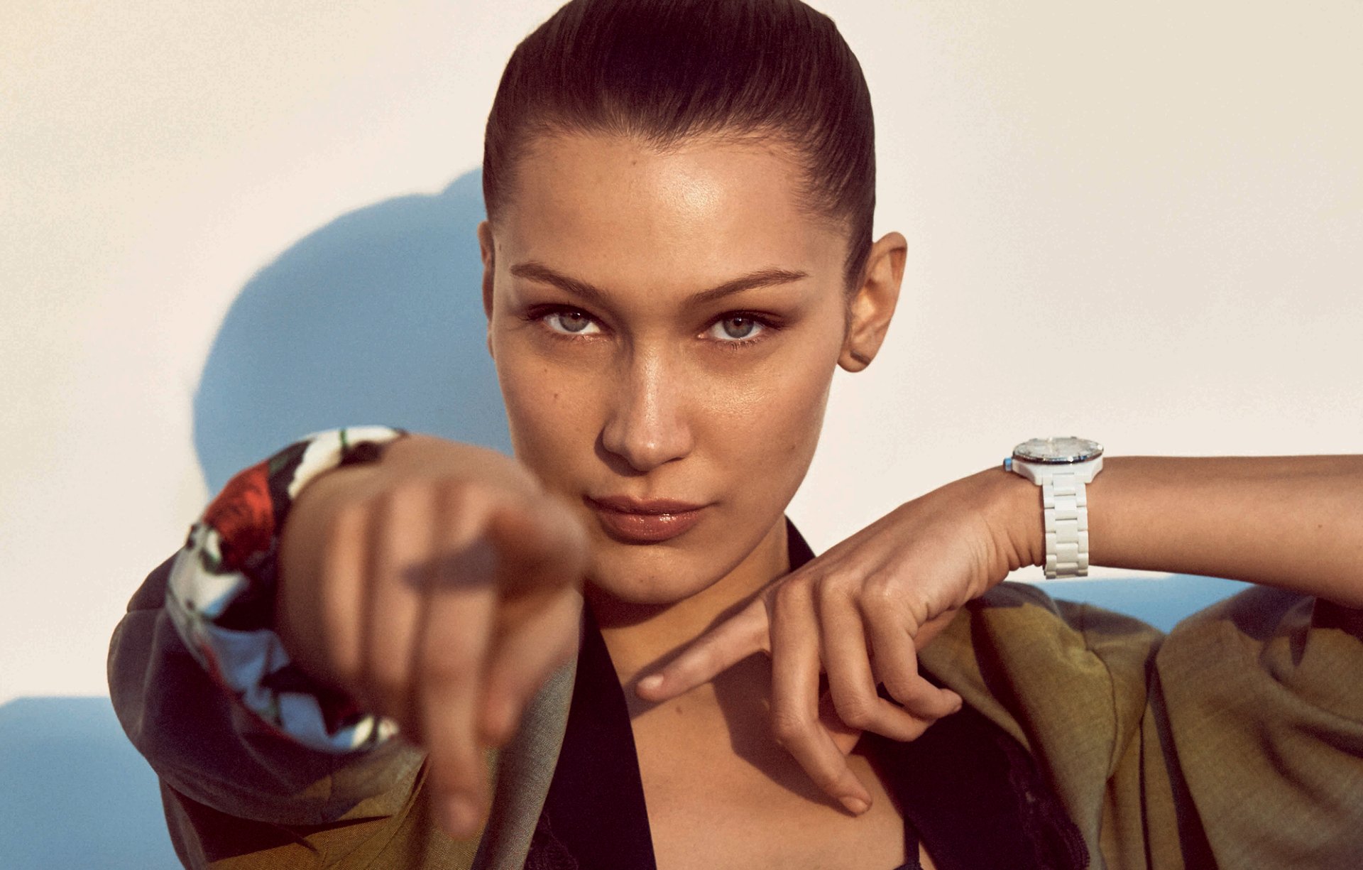 Download Wristwatch Celebrity Bella Hadid HD Wallpaper