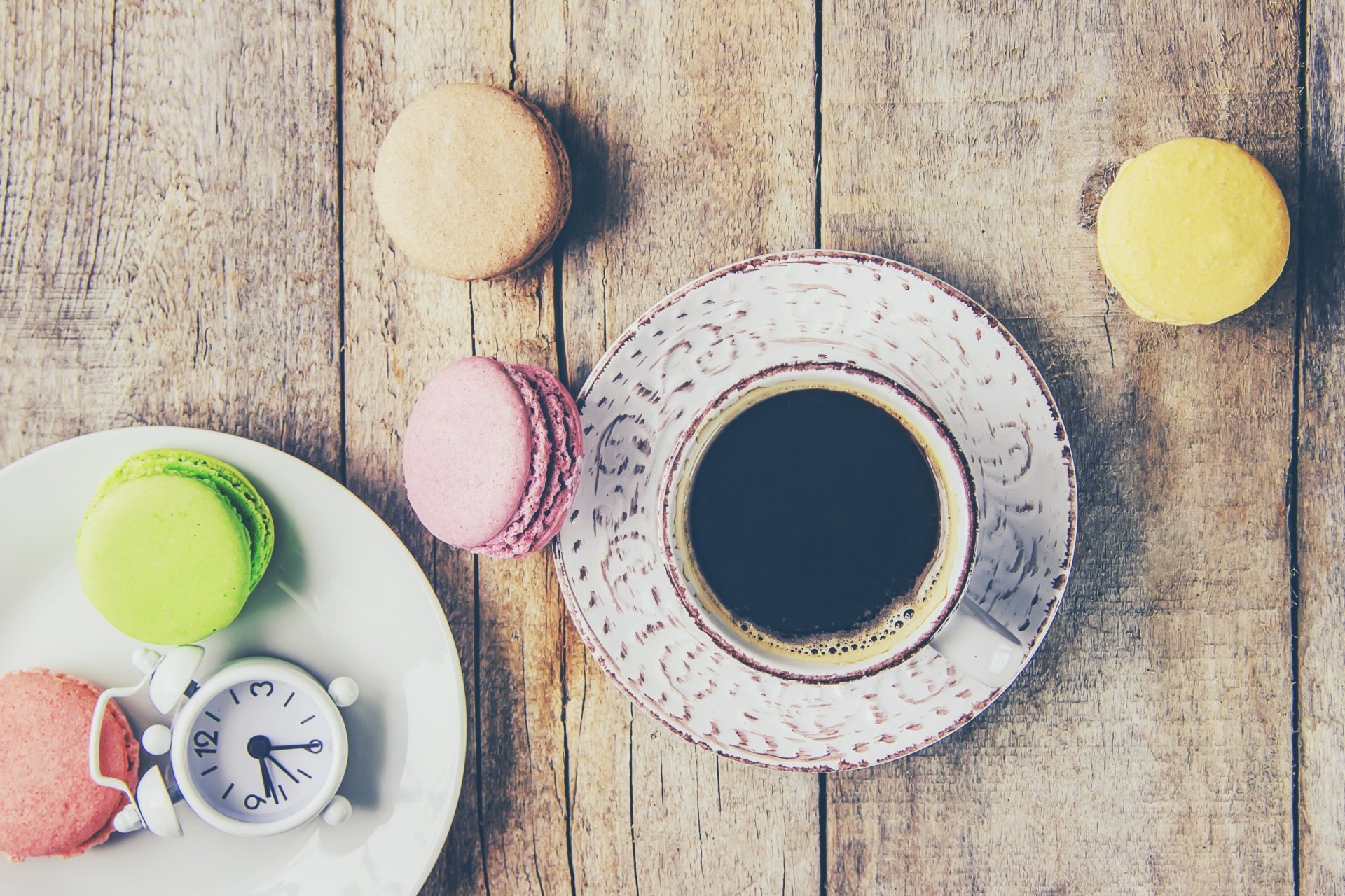 Download Plate Alarm Clock Saucer Still Life Macaron Cup Food Coffee 4k Ultra HD Wallpaper