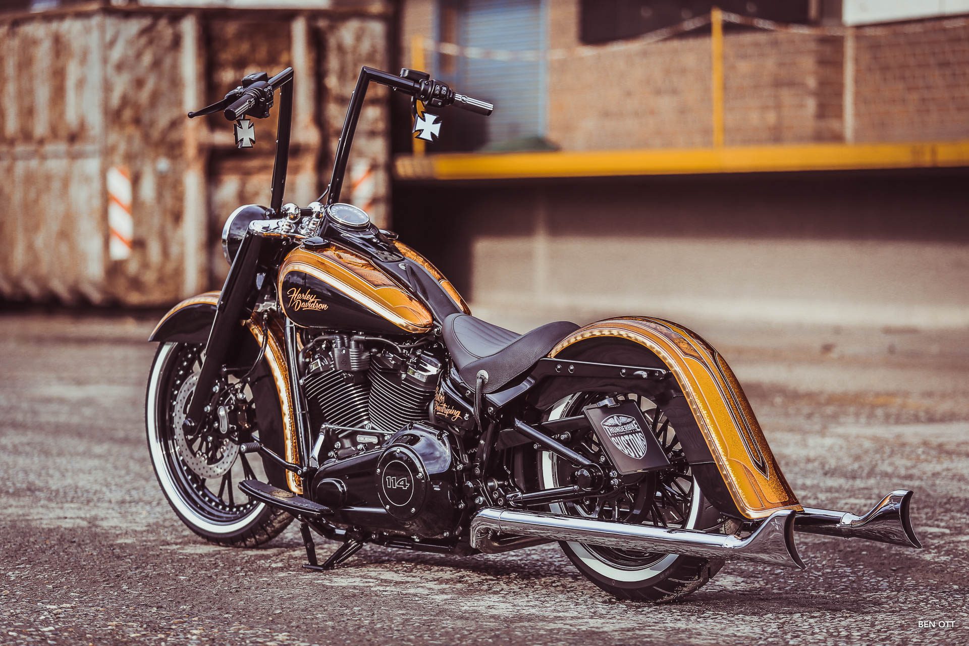 La Candela customized Thunderbike Harley-Davidson Heritage by Ben Ott