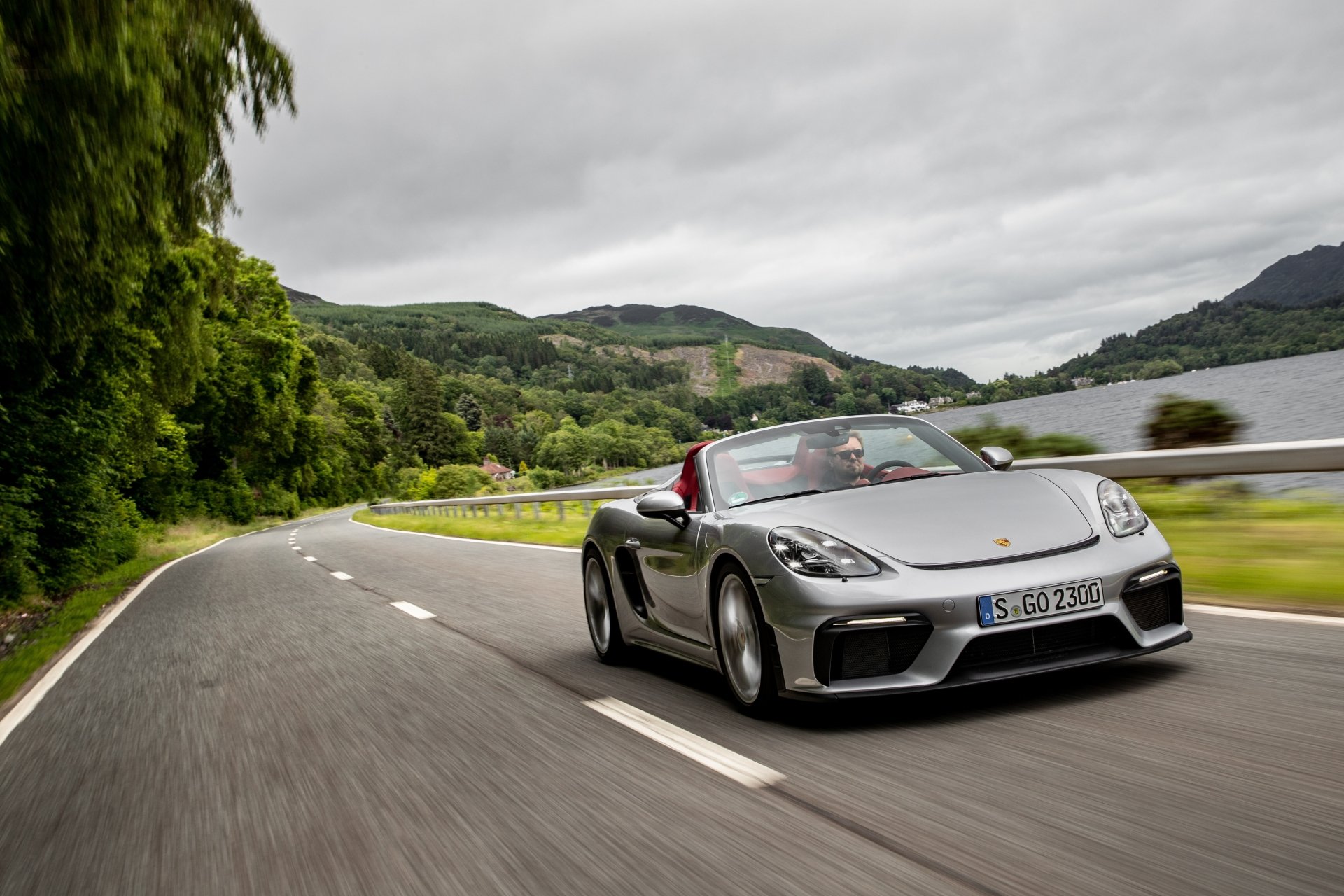 Download Silver Car Car Porsche 718 Porsche Vehicle Porsche 718 Spyder 4k Ultra HD Wallpaper