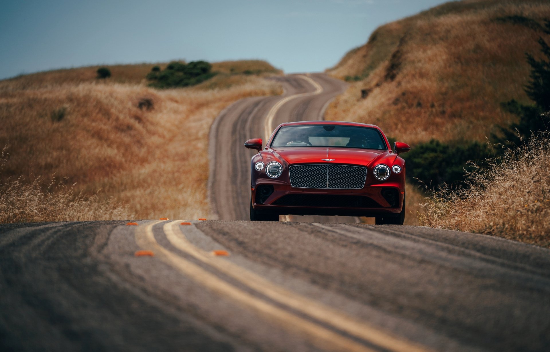 Download Grand Tourer Car Bentley Continental GT Bentley Continental Bentley Vehicle Bentley Continental GT V8 4k Ultra HD Wallpaper