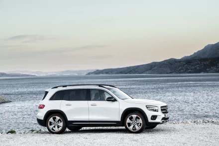 SUV white car car Mercedes-Benz vehicle Mercedes-Benz GLB-Class HD Desktop Wallpaper | Background Image