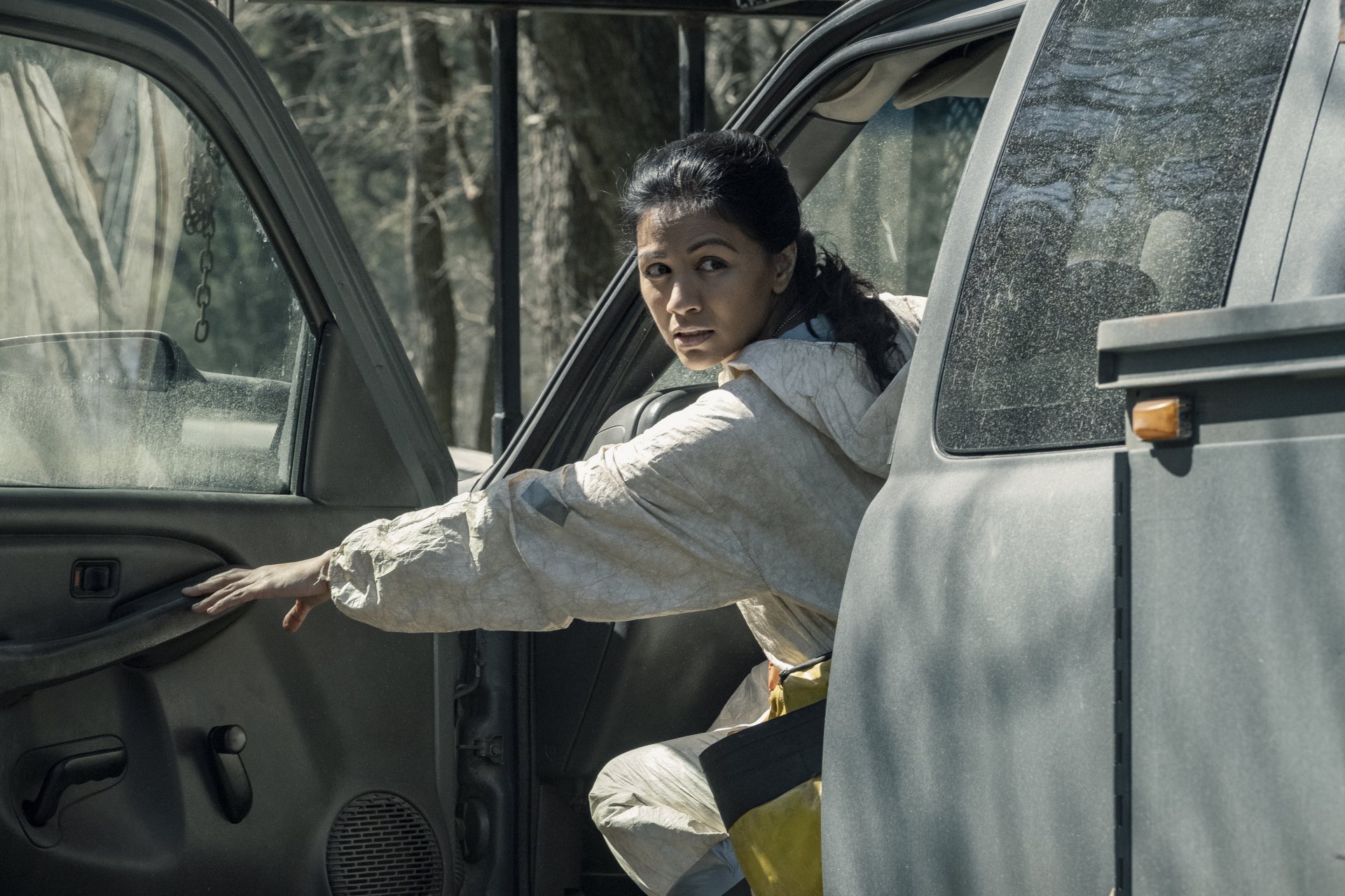 Download Grace Phillips Karen David TV Show Fear The Walking Dead 4k Ultra HD Wallpaper