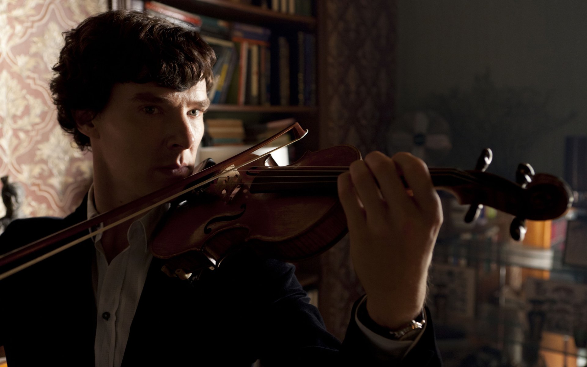Download Benedict Cumberbatch Sherlock Holmes TV Show Sherlock (TV Series) HD Wallpaper