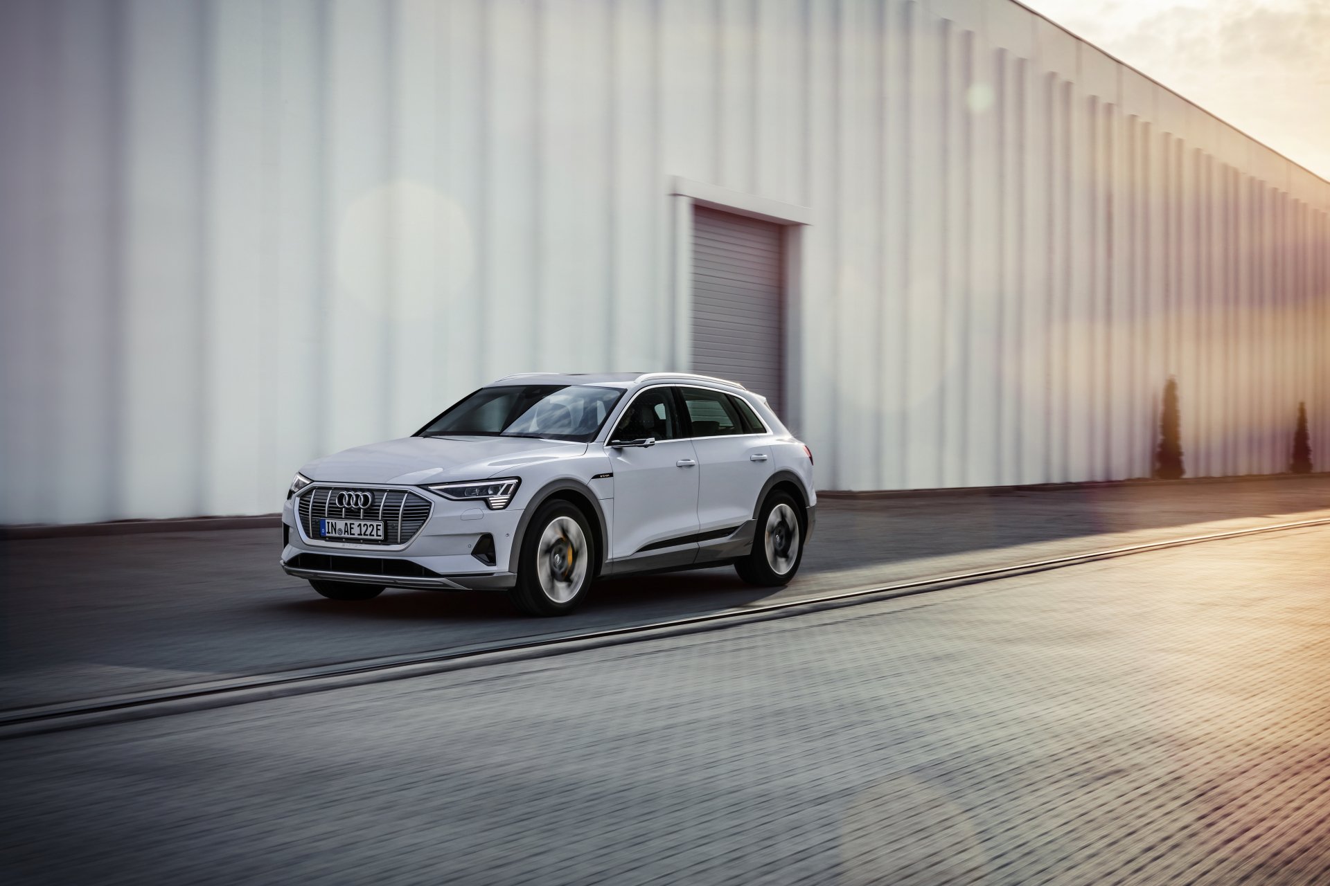 Download Electric Car Silver Car Car Audi Vehicle Audi E-tron Quattro 4k Ultra HD Wallpaper