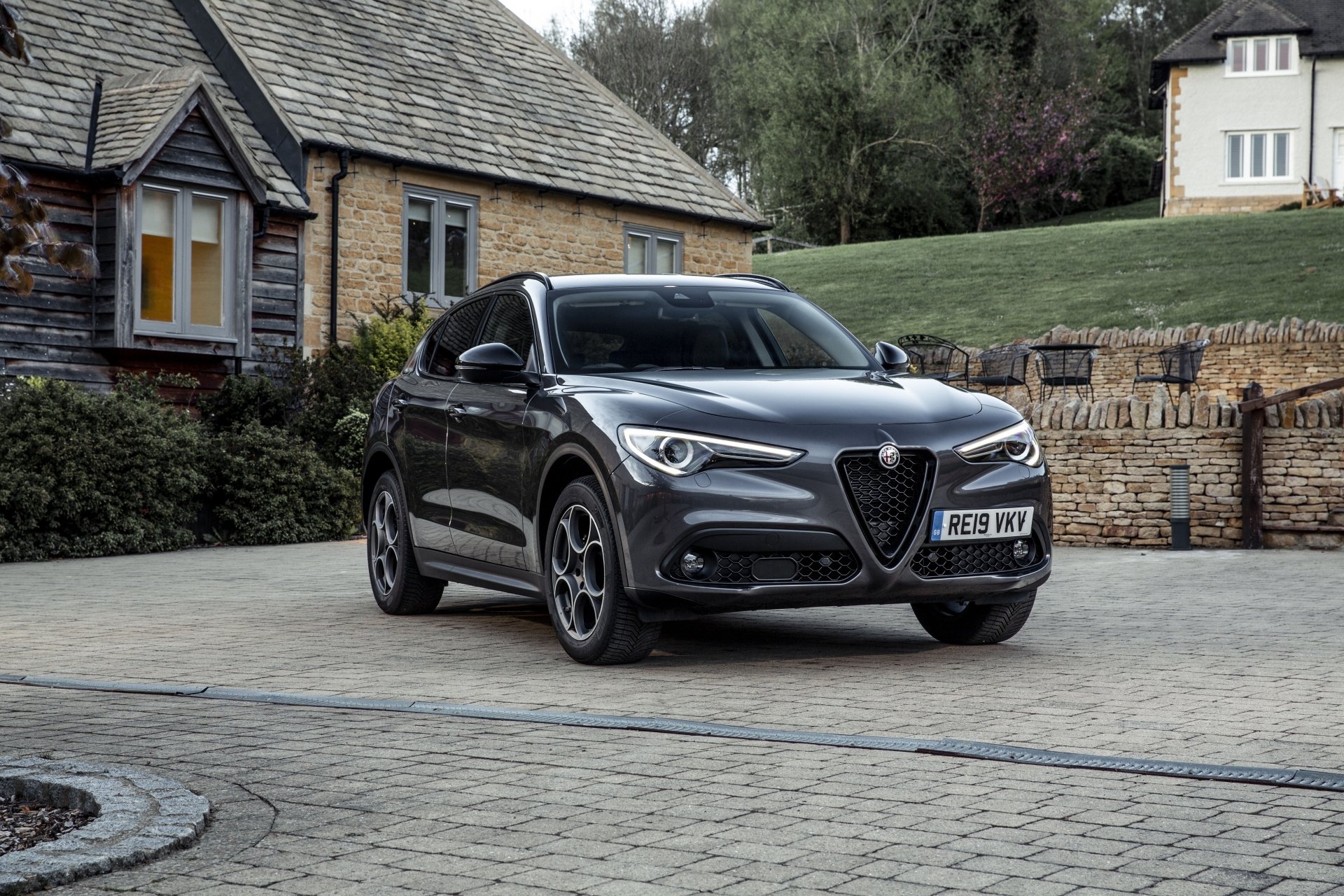 Download SUV Silver Car Car Alfa Romeo Vehicle Alfa Romeo Stelvio 4k Ultra HD Wallpaper