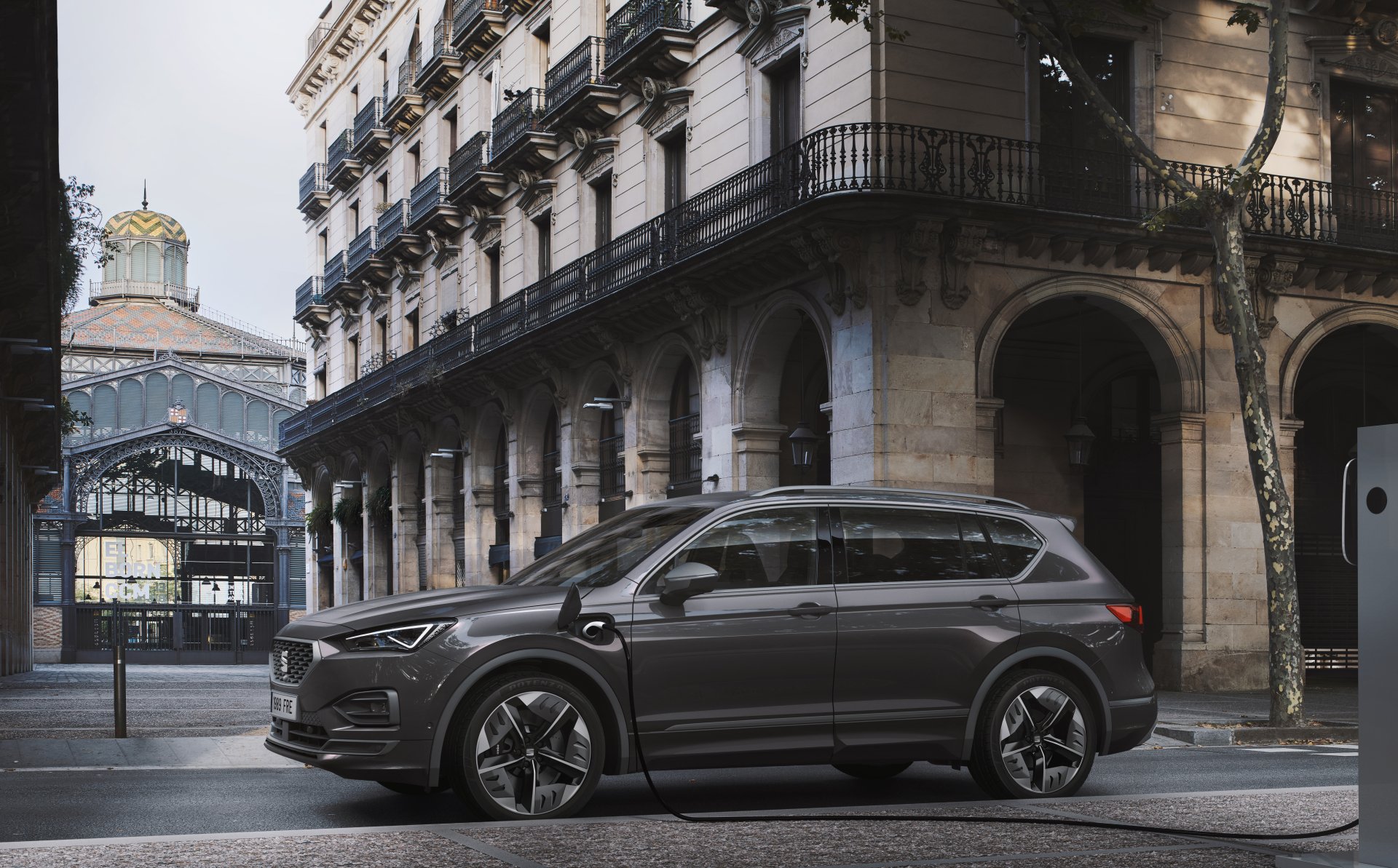 Download SUV Silver Car Car Seat Vehicle Seat Tarraco 8k Ultra HD Wallpaper