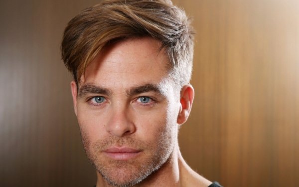 Celebrity Chris Pine Actor American Face Blue Eyes HD Wallpaper | Background Image