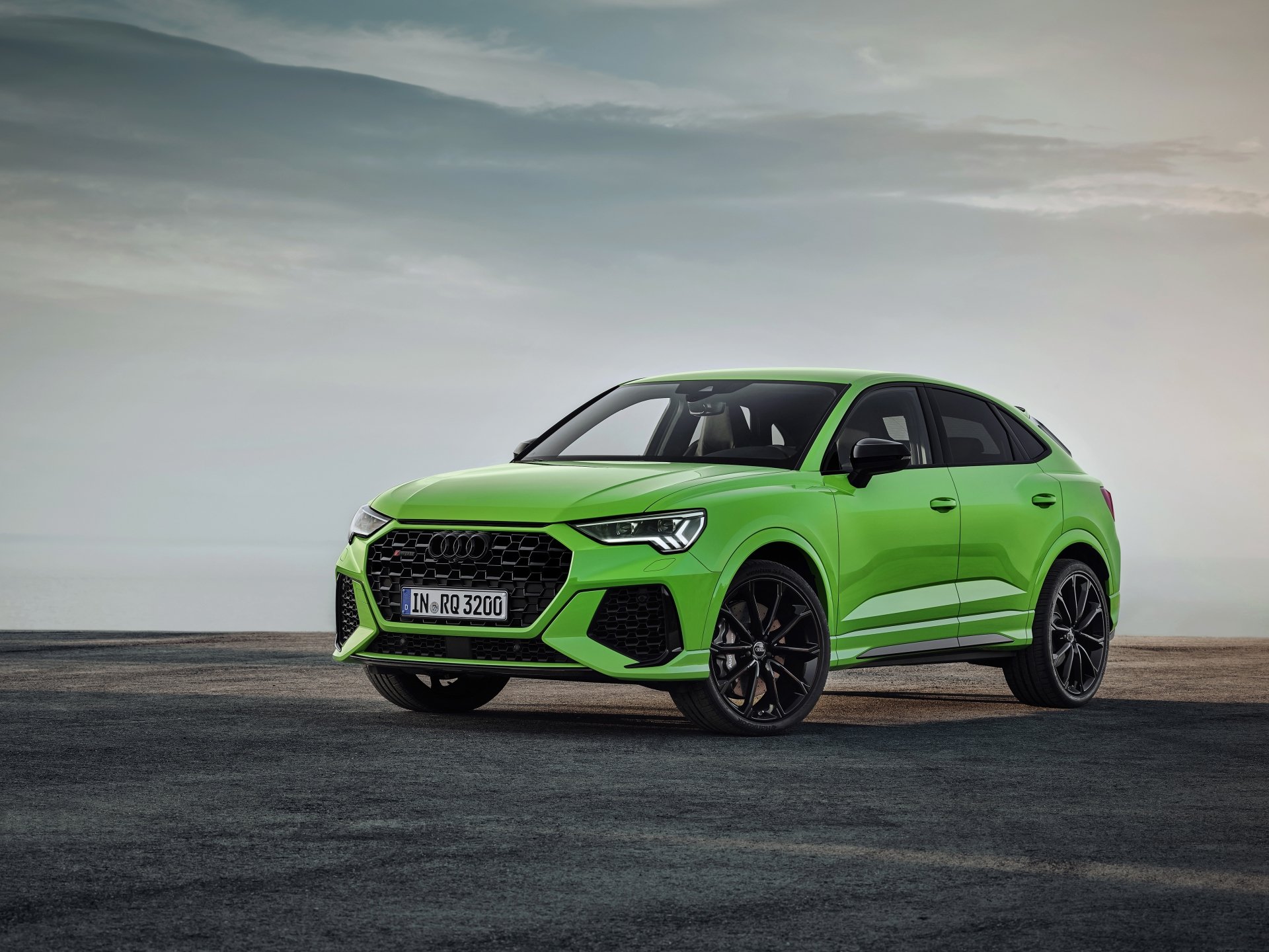Download SUV Green Car Car Audi Vehicle Audi Q3 4k Ultra HD Wallpaper
