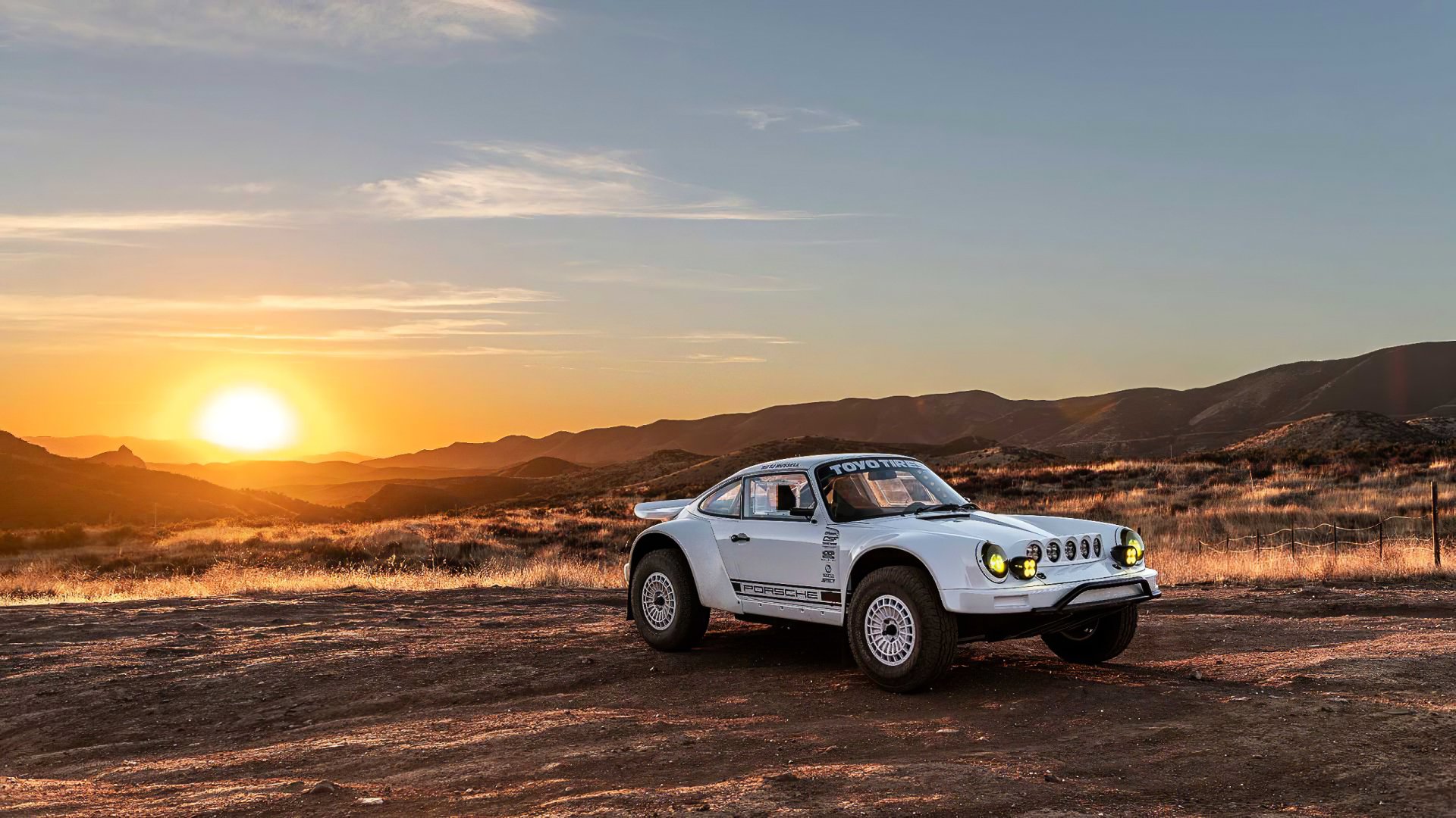 Download Vehicle Porsche 911 Carrera HD Wallpaper