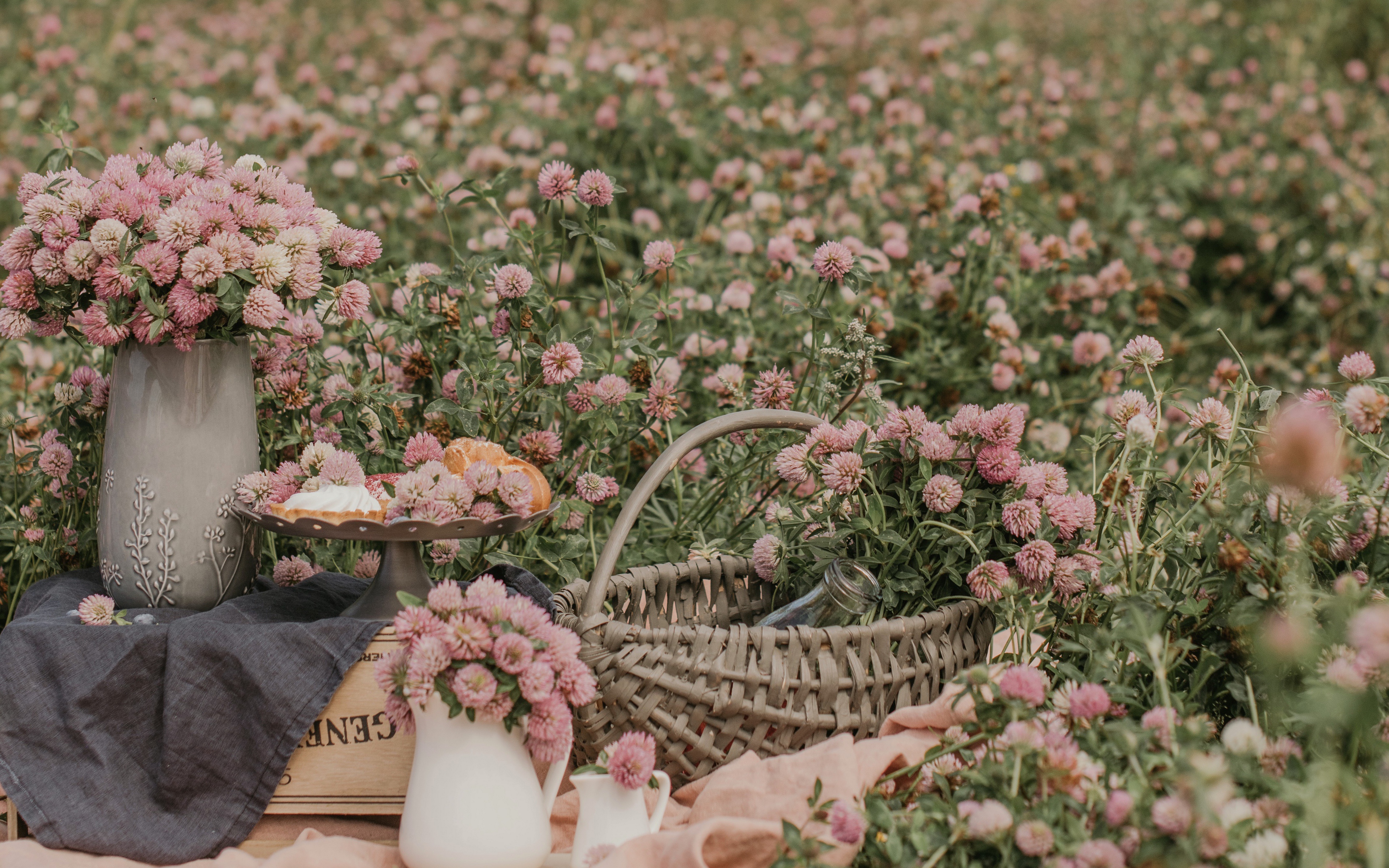 Download Bouquet Pink Flower Man Made Flower 4k Ultra Hd Wallpaper 