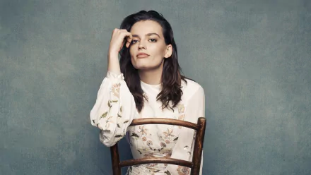 Celebrity Emma Mackey HD Desktop Wallpaper | Background Image