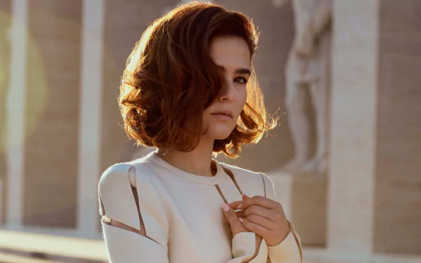 Celebrity Zoey Deutch HD Desktop Wallpaper | Background Image