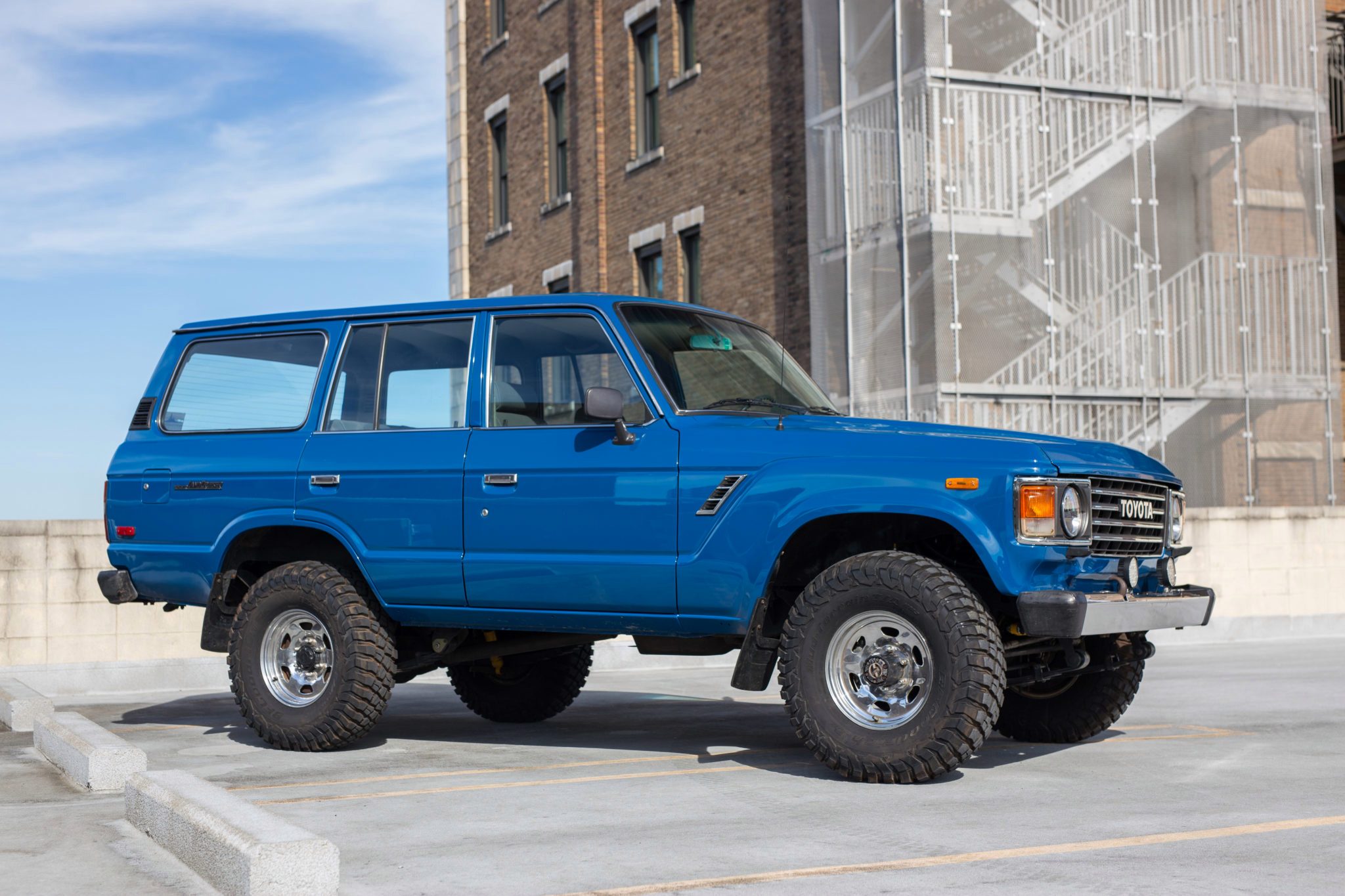 1984 Toyota Land Cruiser Fj60 For Sale On Bat Auctions Sold 55 Off