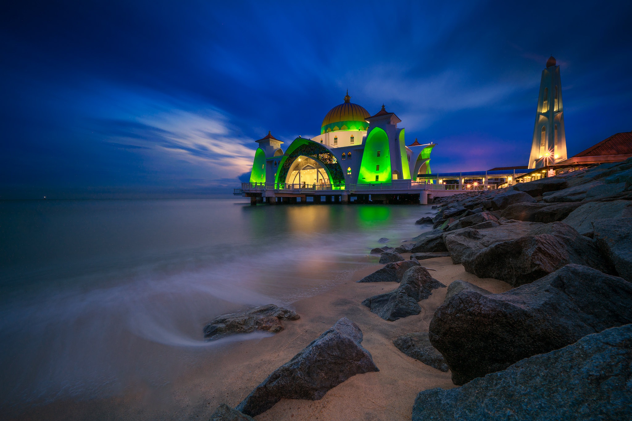 Religious Malacca Straits Mosque HD Wallpaper | Background Image