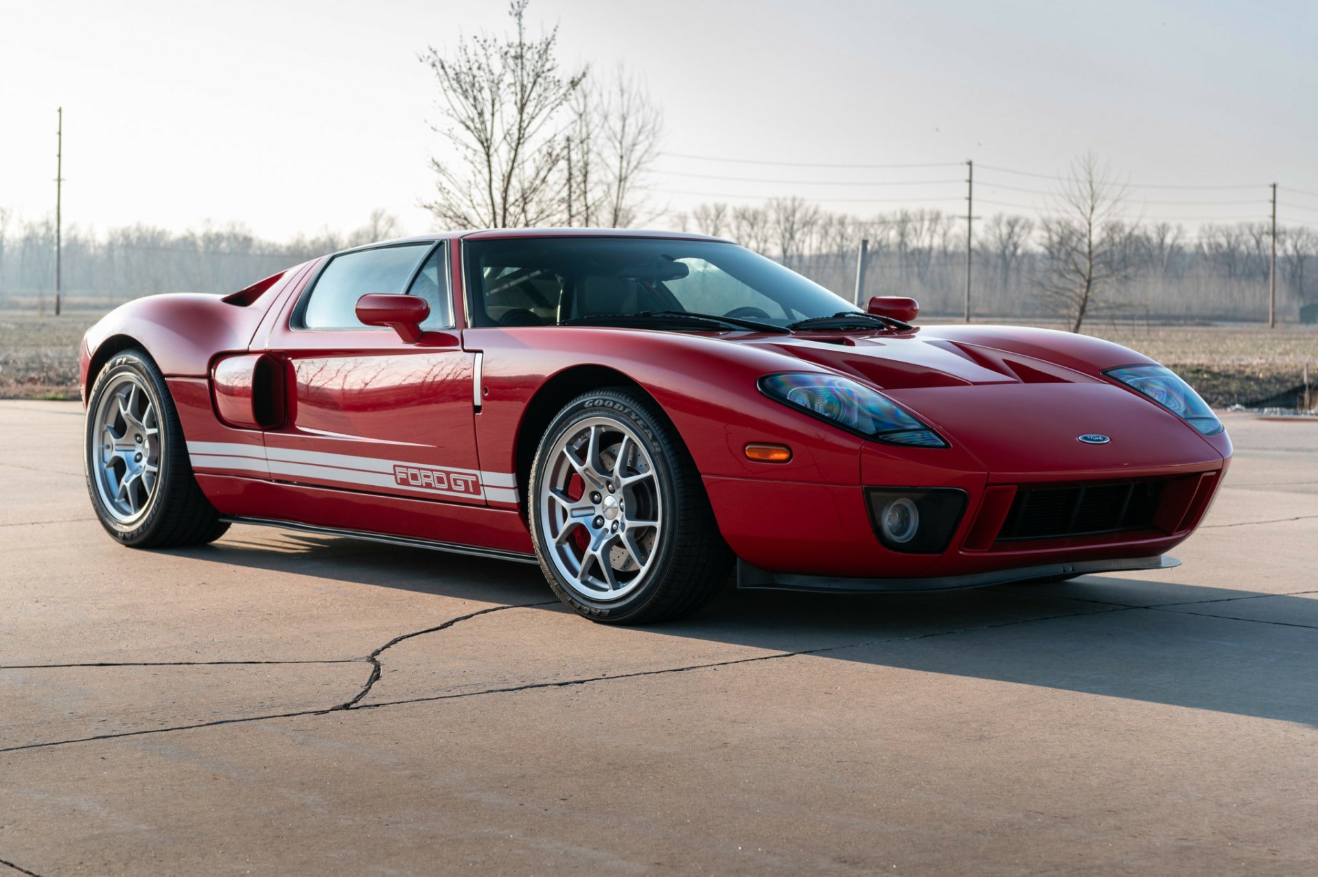 Ford gt red