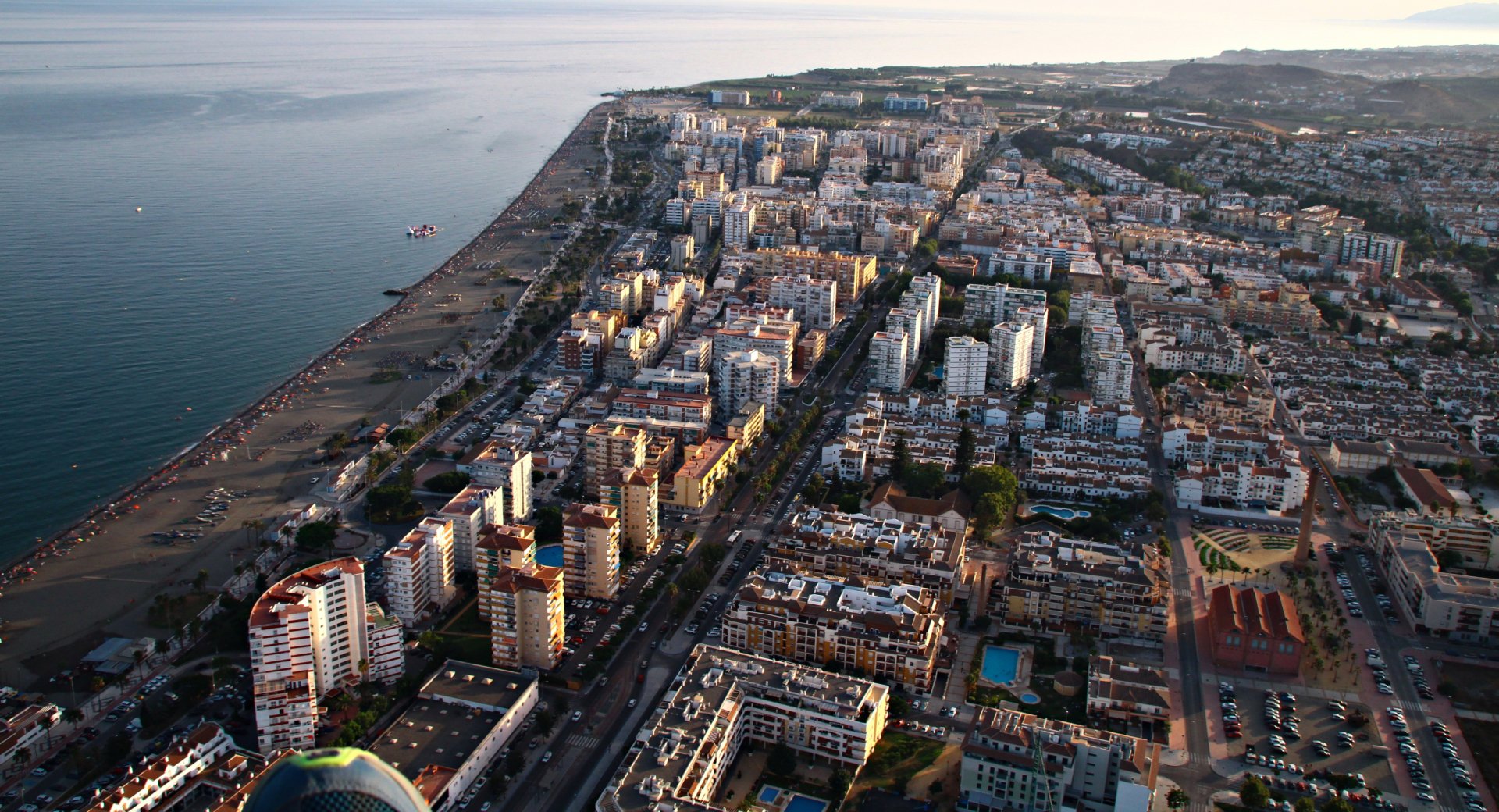 Download Spain Vélez-Málaga Torre Del Mar Andalusia Man Made City 4k Ultra HD Wallpaper