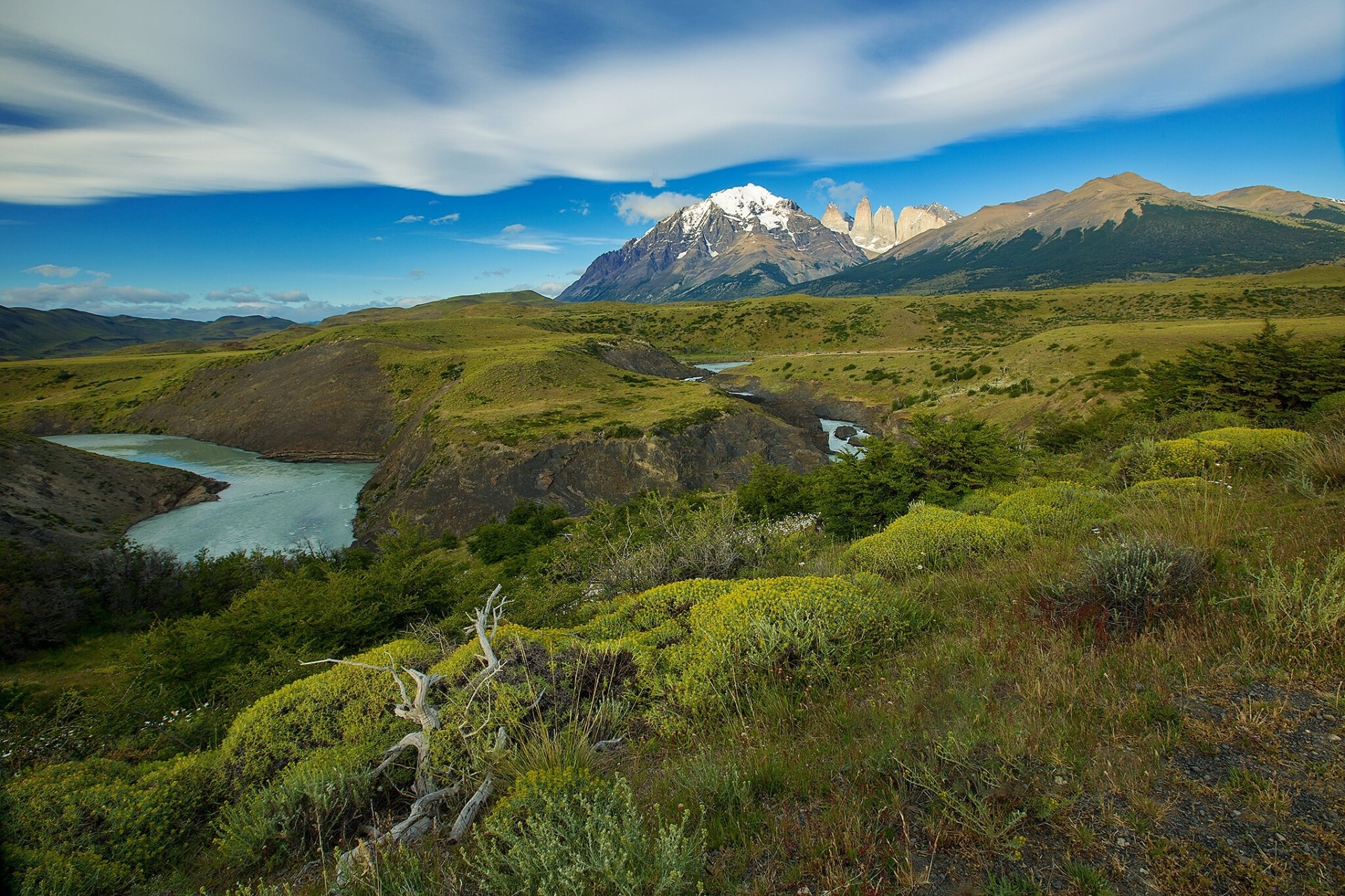 Download Patagonia Chile Mountain Cloud Nature River HD Wallpaper
