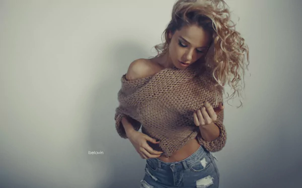 sweater curl jeans woman model HD Desktop Wallpaper | Background Image