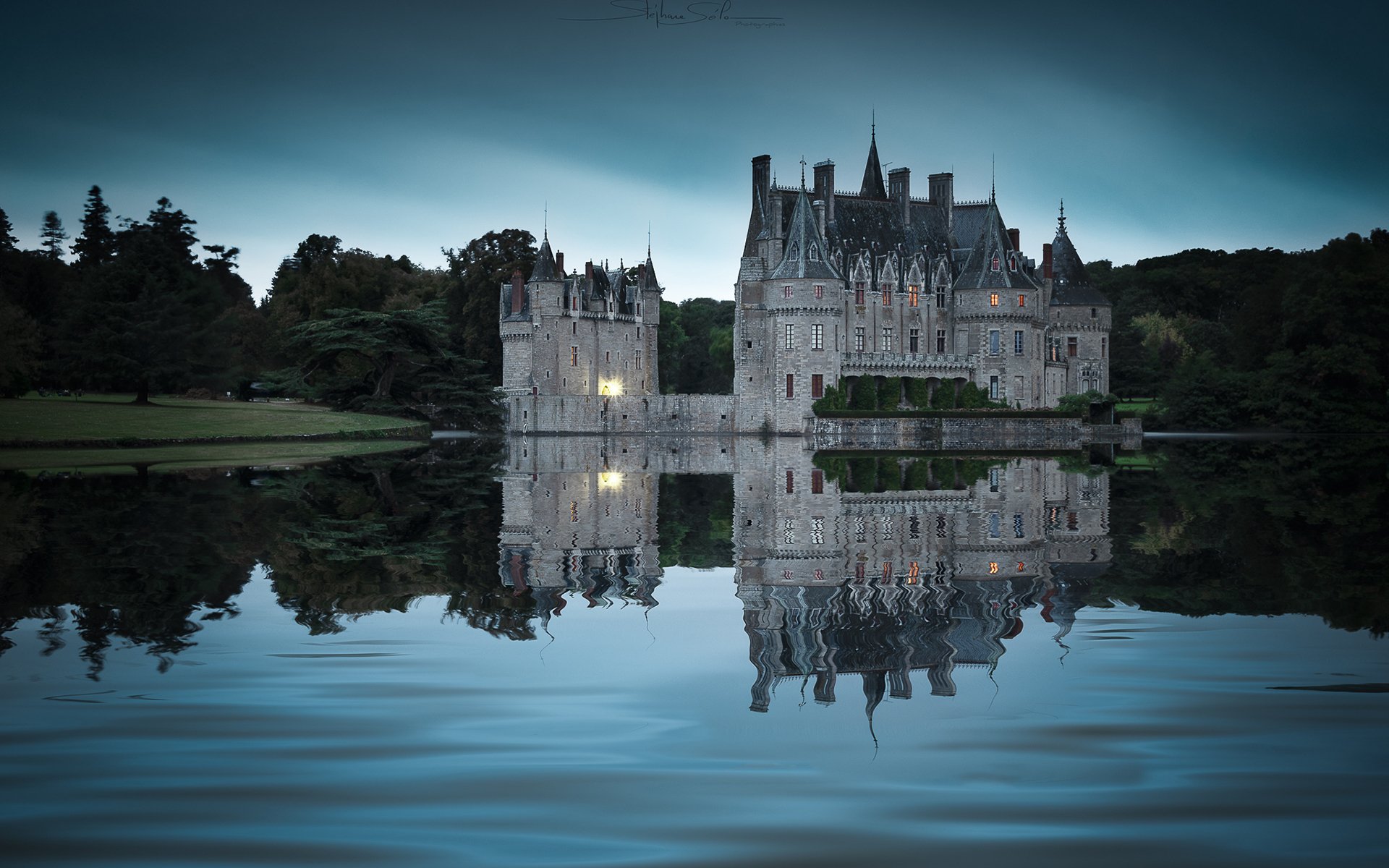 Download Hotel Pond France Reflection Man Made Castle HD Wallpaper