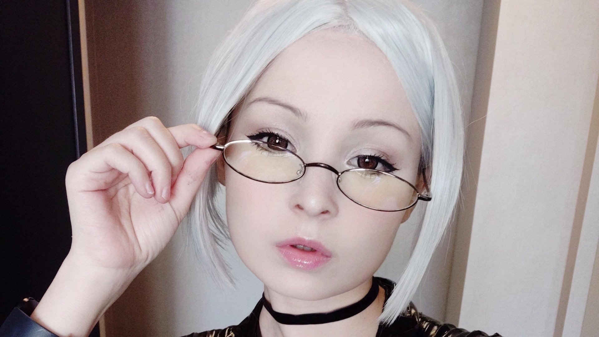 Download Choker Glasses Face Model Woman Asian HD Wallpaper