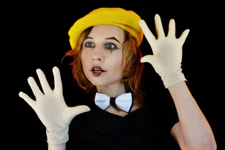 clown glove mime Victoria Borodinova woman mood HD Desktop Wallpaper | Background Image