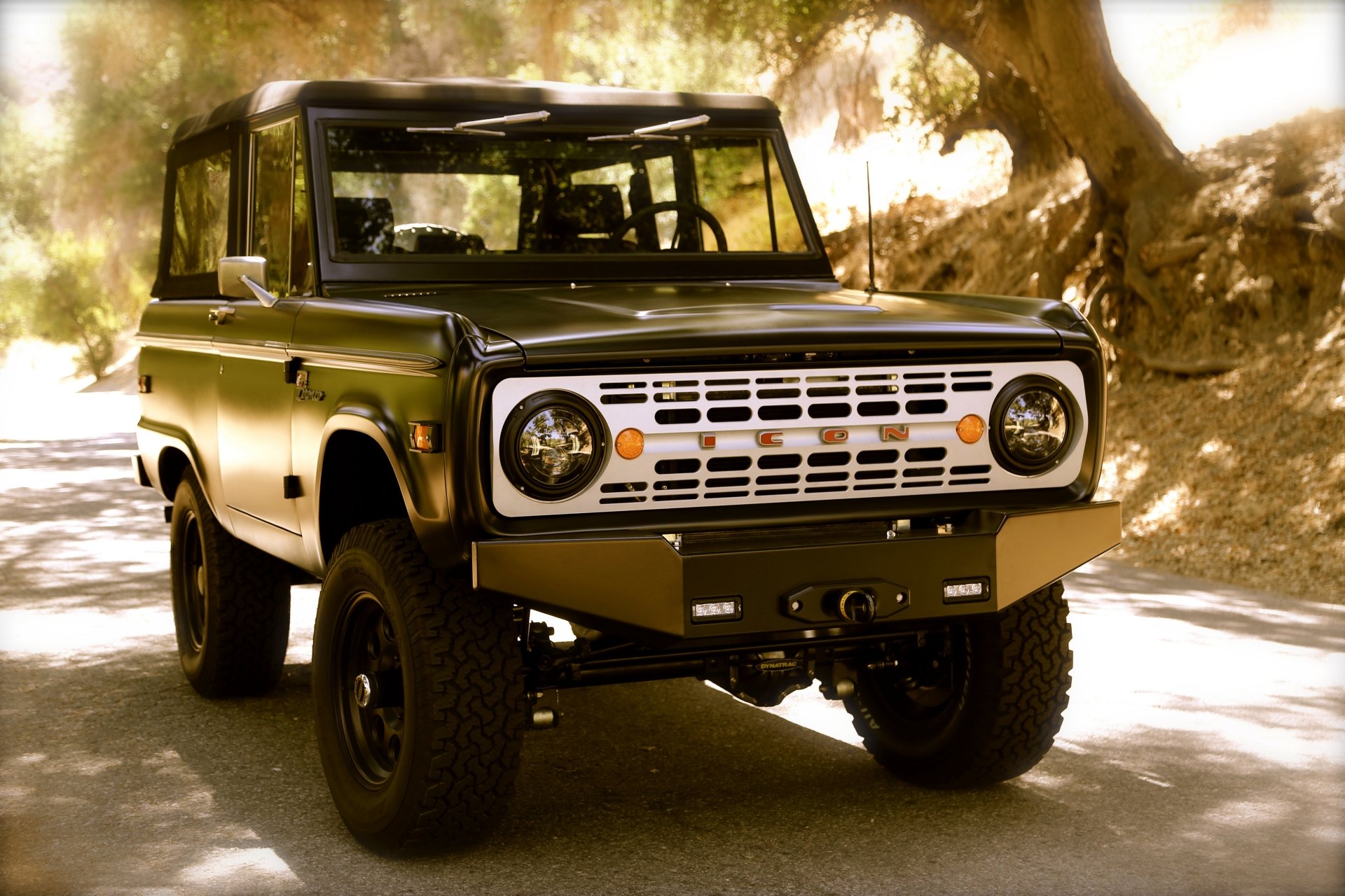 Download Car Black Car SUV Ford Vehicle Ford Bronco 4k Ultra HD Wallpaper