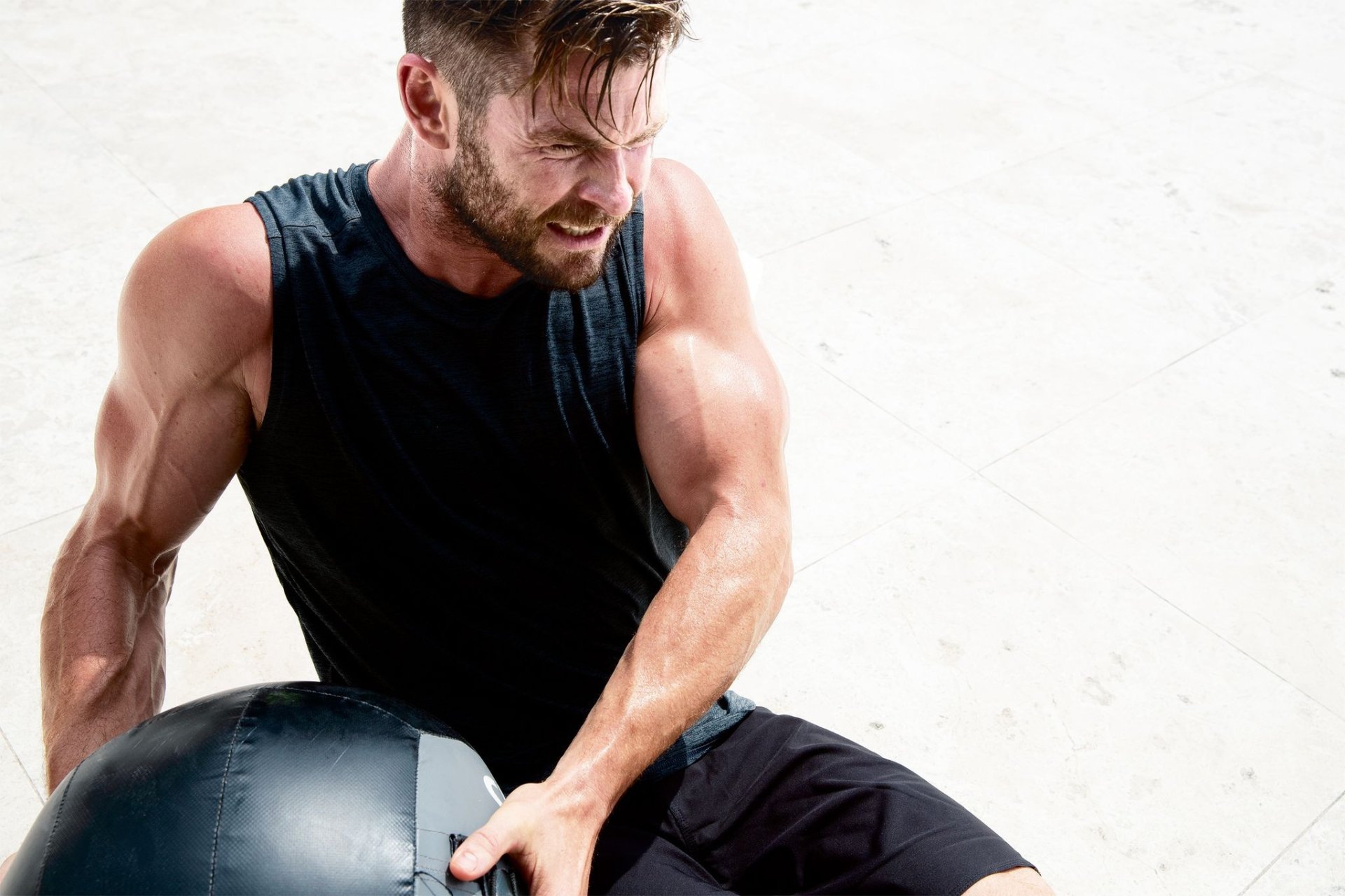 Chris Hemsworth Taille Chris Hemsworth Fond d'écran HD | Arrière-Plan | 2048x1365 | ID:1109921