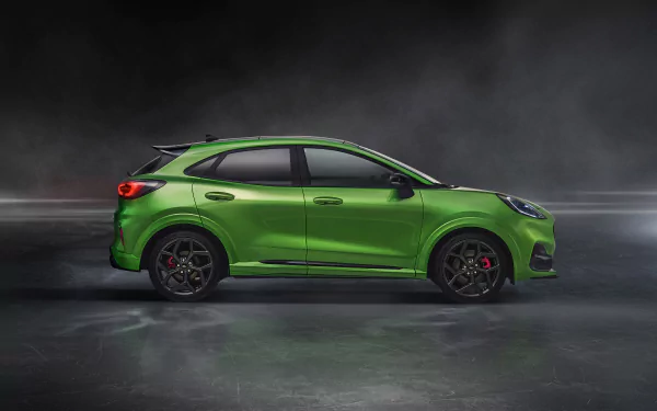 compact car SUV green car car Ford vehicle Ford Puma ST HD Desktop Wallpaper | Background Image