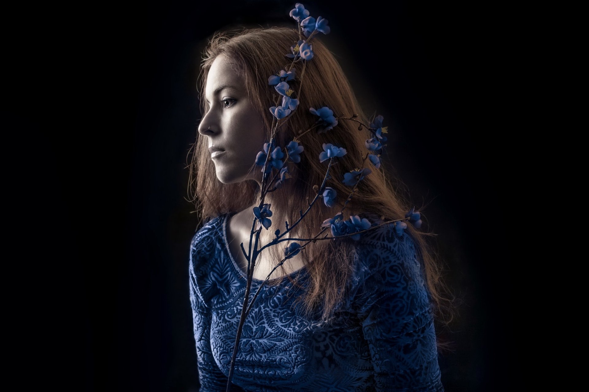 Download Profile Portrait Woman Model HD Wallpaper