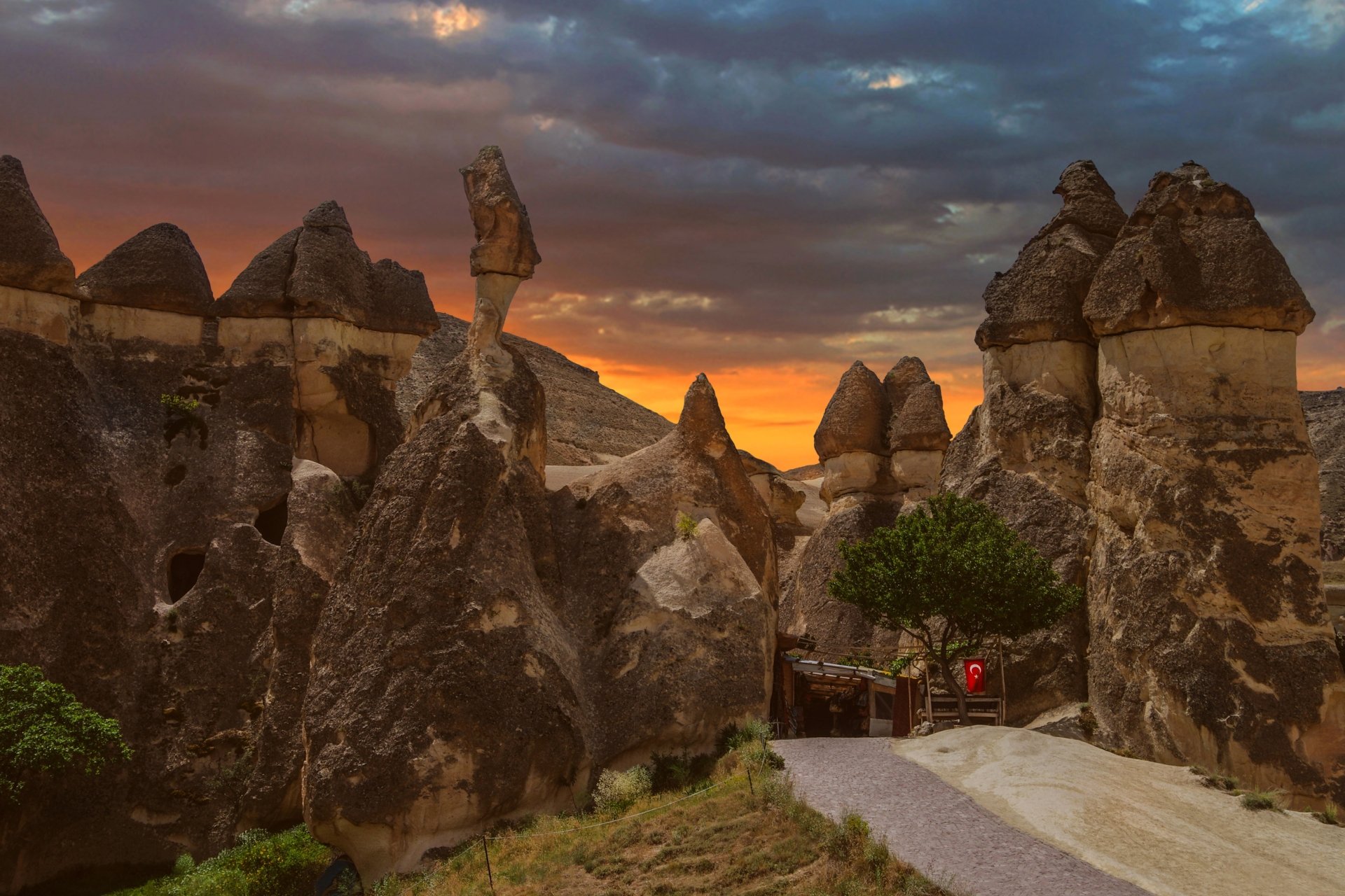 Download Road Fairy Chimneys Photography Landscape Turkey (Country) 4k Ultra HD Wallpaper