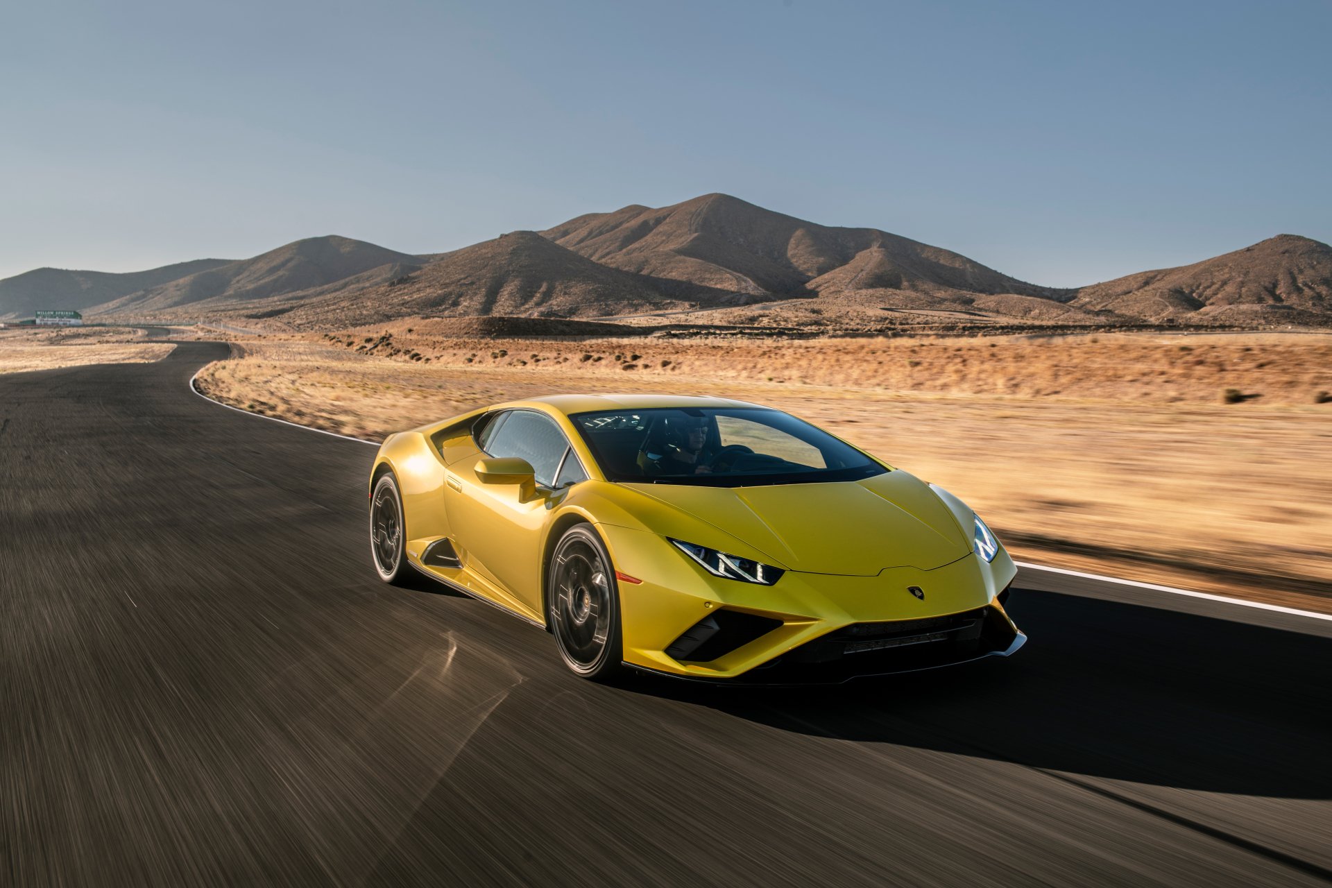 Lamborghini Aventador lp700 4 Р¶РµР»С‚С‹Р№