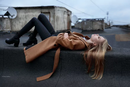 lying down long hair blonde model woman mood HD Desktop Wallpaper | Background Image