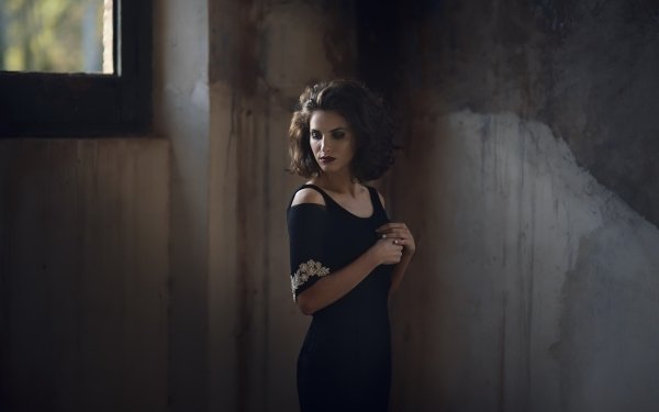 Women Model Mood HD Wallpaper | Background Image