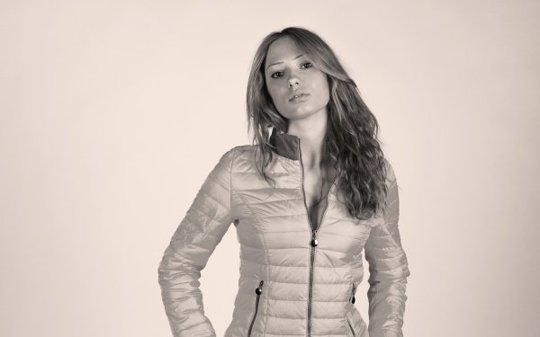 Women Model Jacket Black & White HD Wallpaper | Background Image