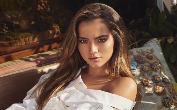 Isabella Moner hair singer actress makeup Celebrity Isabela Moner HD Desktop Wallpaper | Background Image
