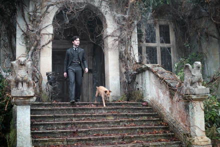  Exploring Eel Marsh House