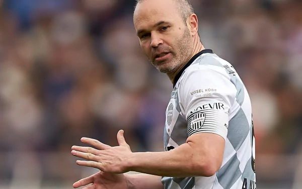 Spanish soccer Andrés Iniesta Sports HD Desktop Wallpaper | Background Image