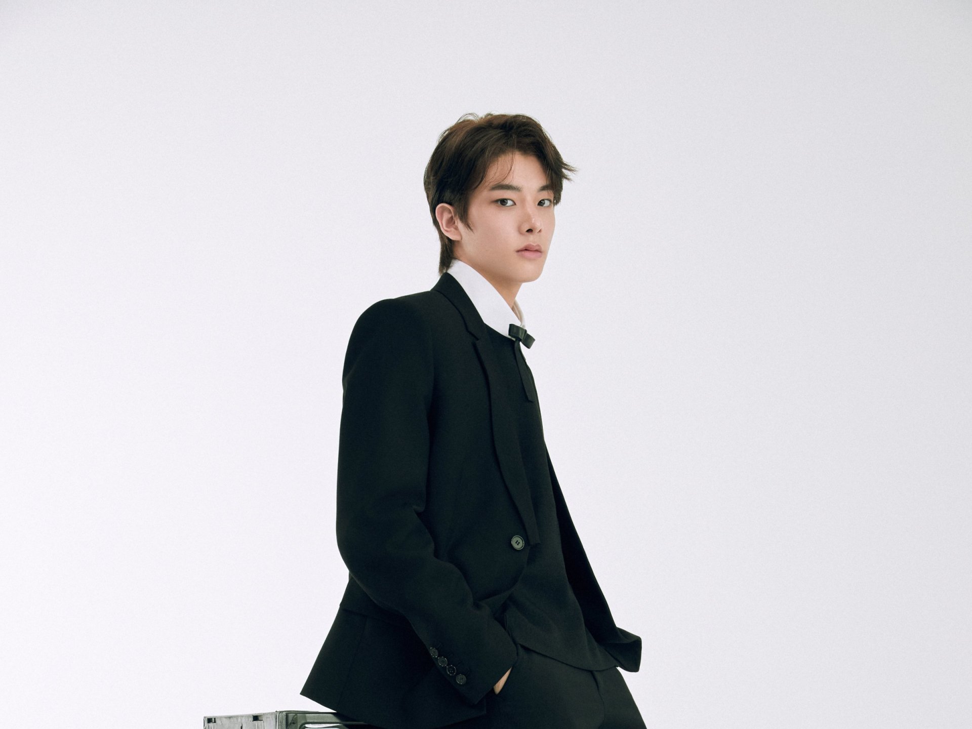 Download Music ENHYPEN HD Wallpaper