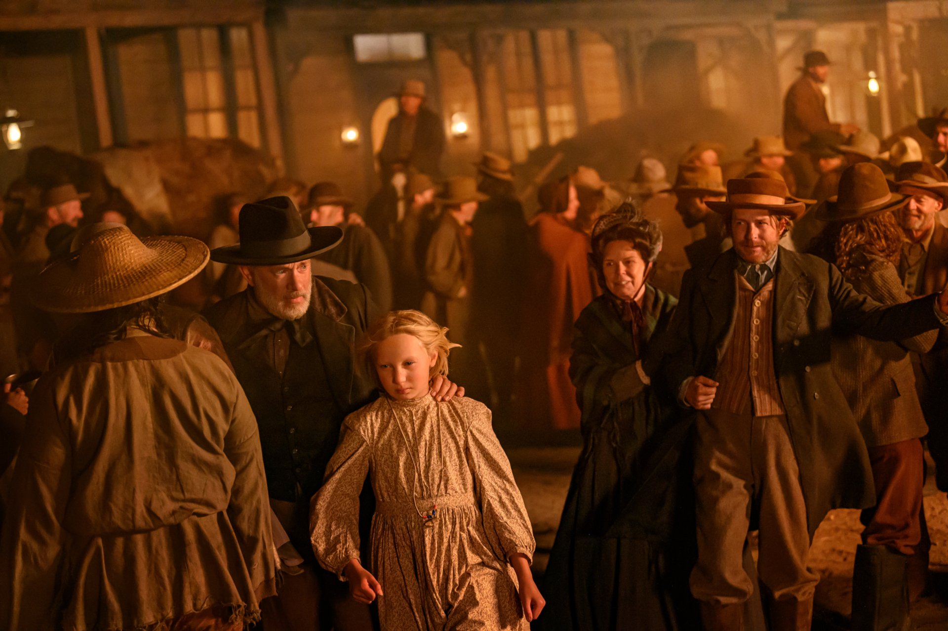 Download Helena Zengel Tom Hanks Movie News Of The World HD Wallpaper