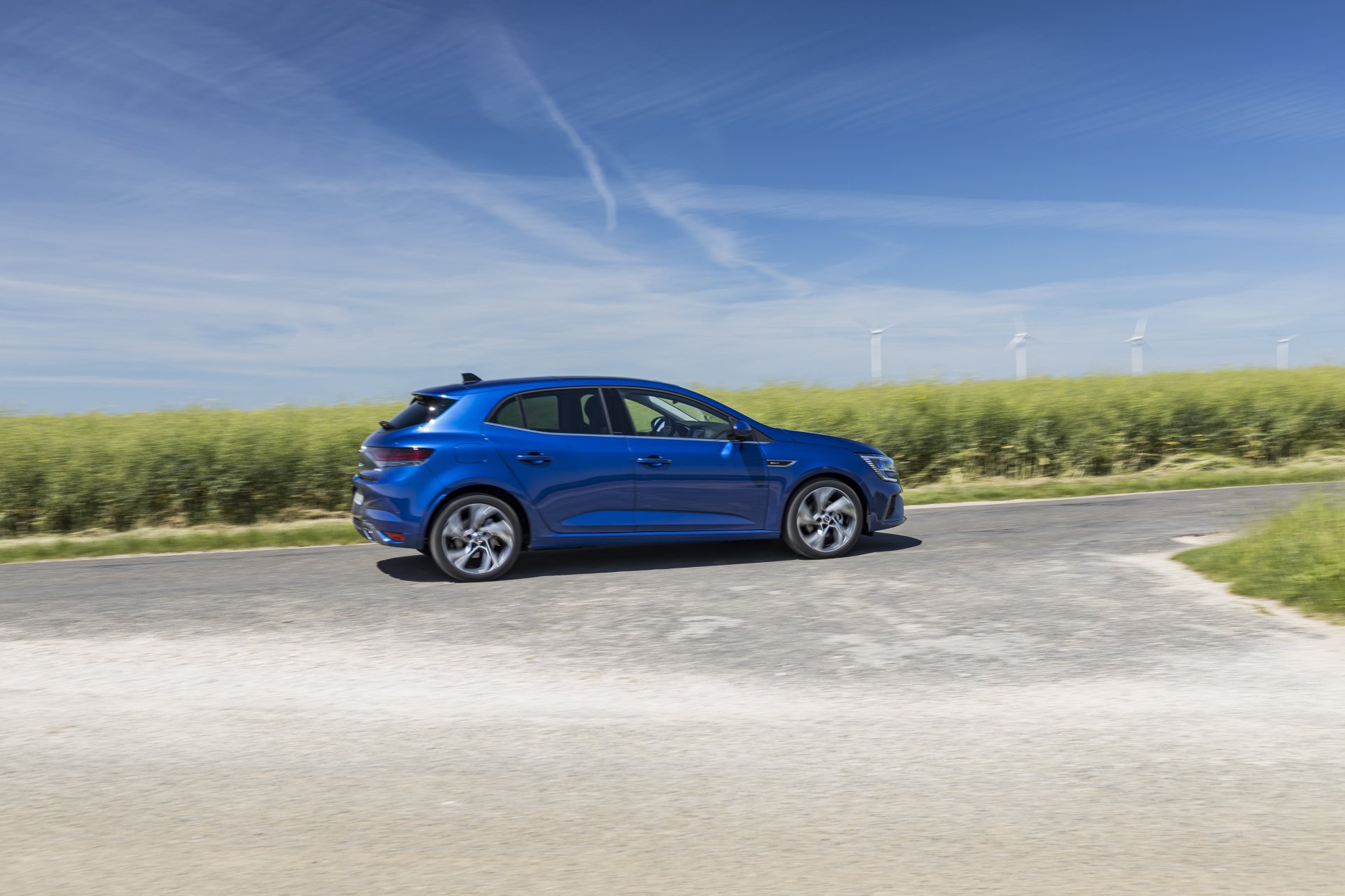 Download Renault Mégane E-TECH Electric Car Vehicle Renault Megane 4k Ultra HD Wallpaper