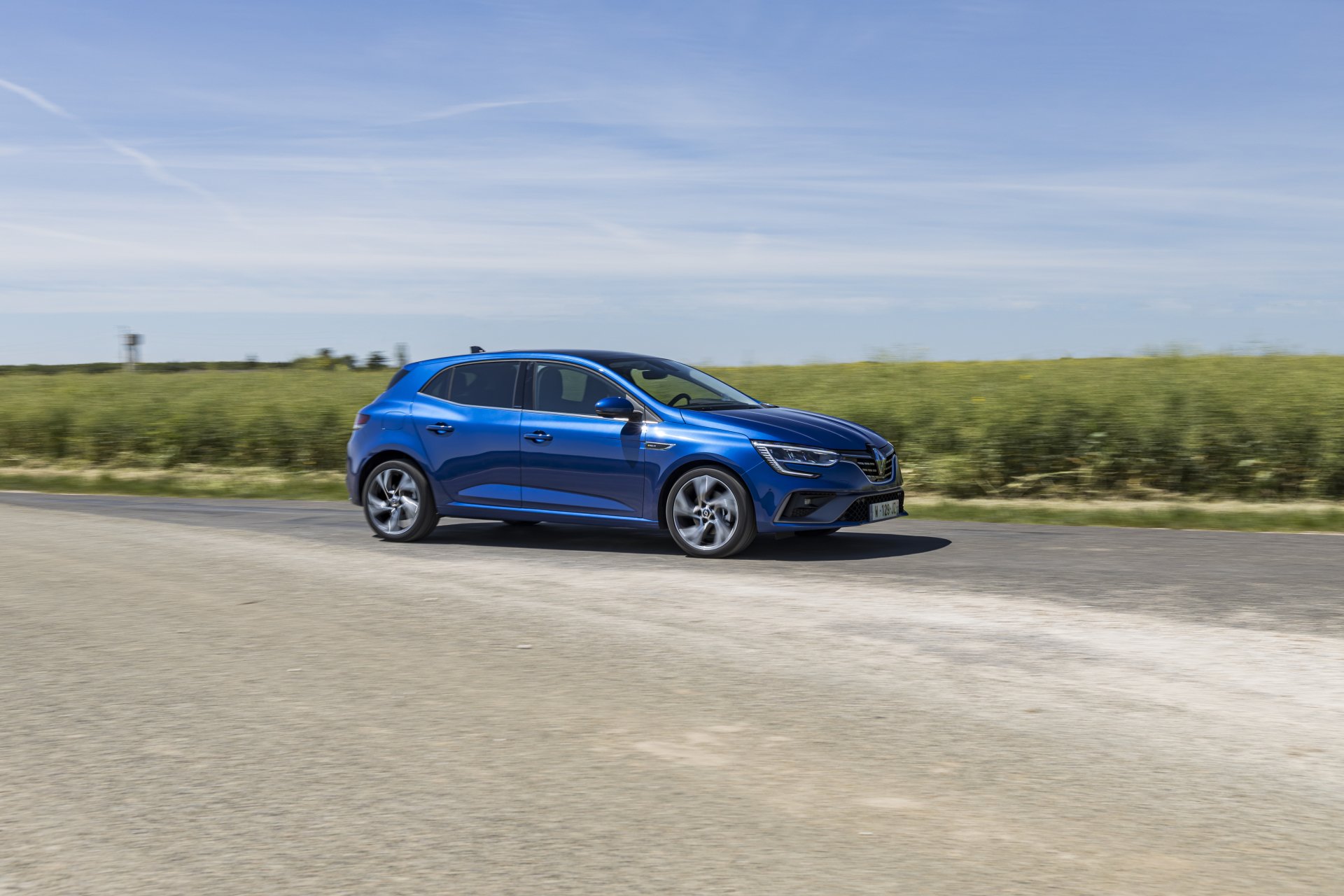 Download Renault Mégane E-TECH Electric Car Vehicle Renault Megane 4k Ultra HD Wallpaper