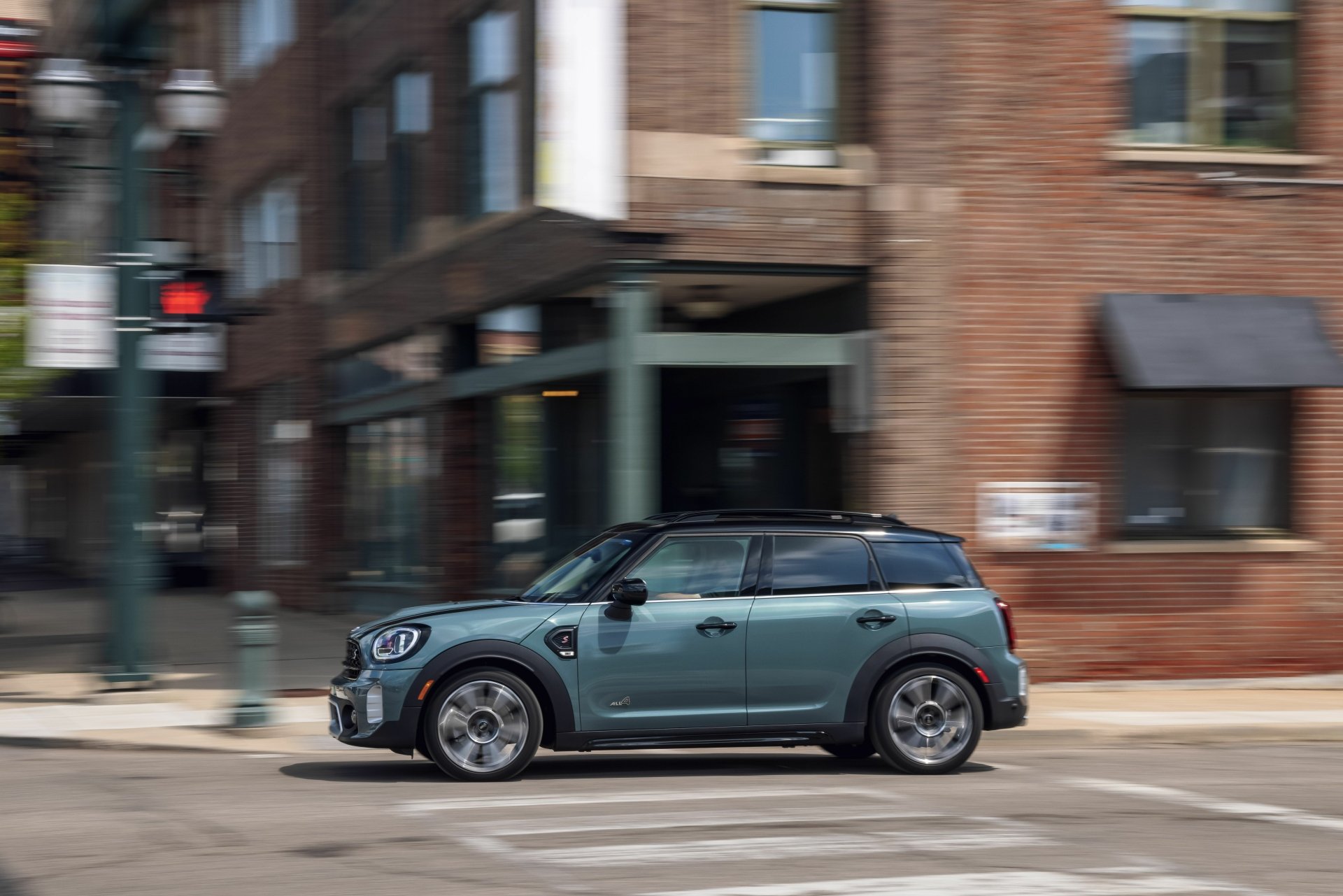 Download Compact Car Mini Cooper S Vehicle MINI Cooper S Countryman 4k Ultra HD Wallpaper