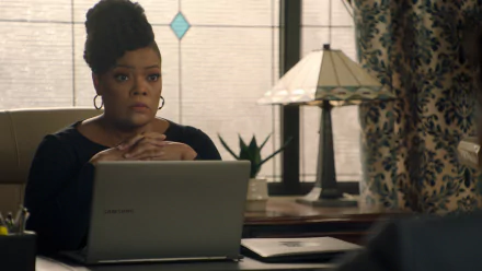 Sherilyn Thomas Yvette Nicole Brown TV Show Big Shot HD Desktop Wallpaper | Background Image