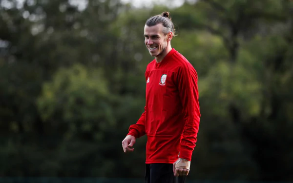 soccer Welsh Gareth Bale Sports HD Desktop Wallpaper | Background Image