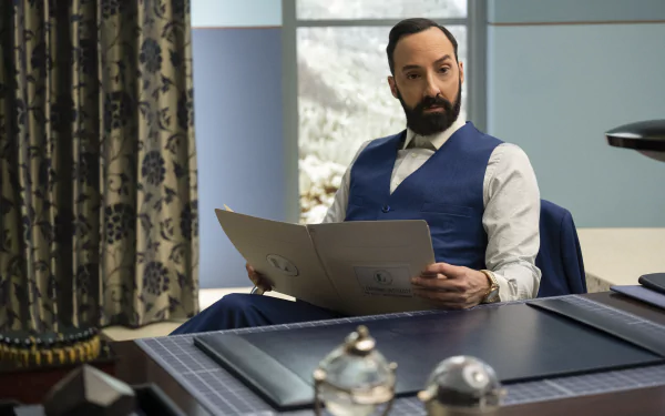 Tony Hale TV Show The Mysterious Benedict Society HD Desktop Wallpaper | Background Image