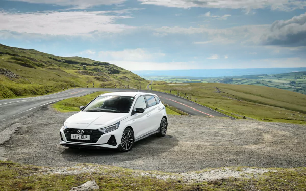  White Hyundai i20 N Line (BC3)